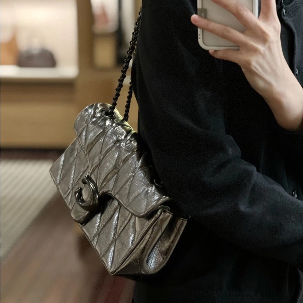 NWT Coach Metallic Leather Tabby Shoulder Bag 26 With Quilting - V5/Anthracite - Picture 11 of 12